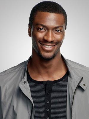 Элдис Ходж в роли Алекса Кросса