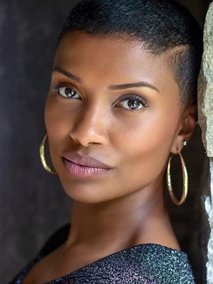 Саманта Уолкес в роли Эль Монтейро